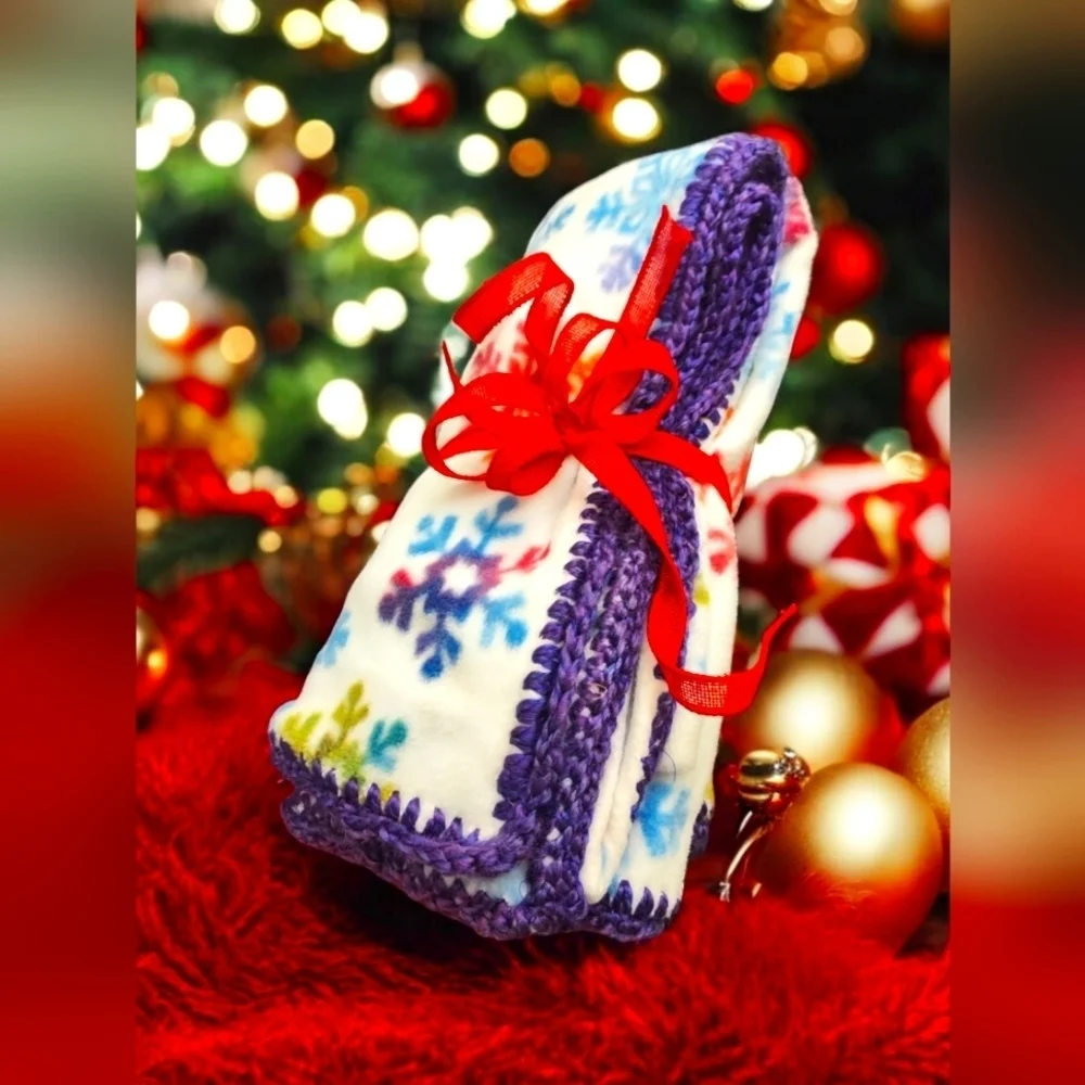 Hand-crocheted edged fleece blanket